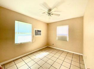 2011 Bayshore Rd #B, Palmetto, FL 34221