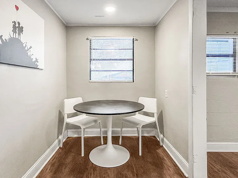 1515 E 31st Ave — Photo 7
