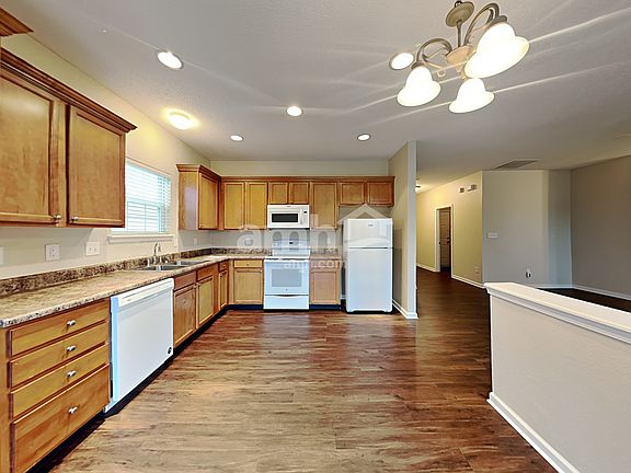 4th image of 11309 Loudon Ln