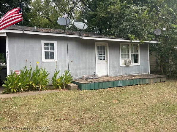 455 E Magazine St, Booneville, AR 72927