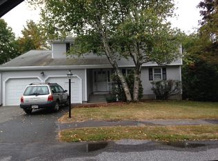 34 Hancock Rd, Needham, MA 02492