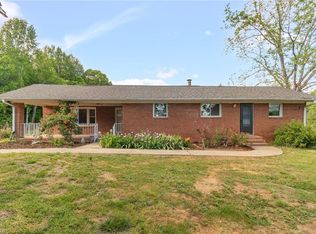 527 Wood Heirs Dr, Lexington, NC 27295