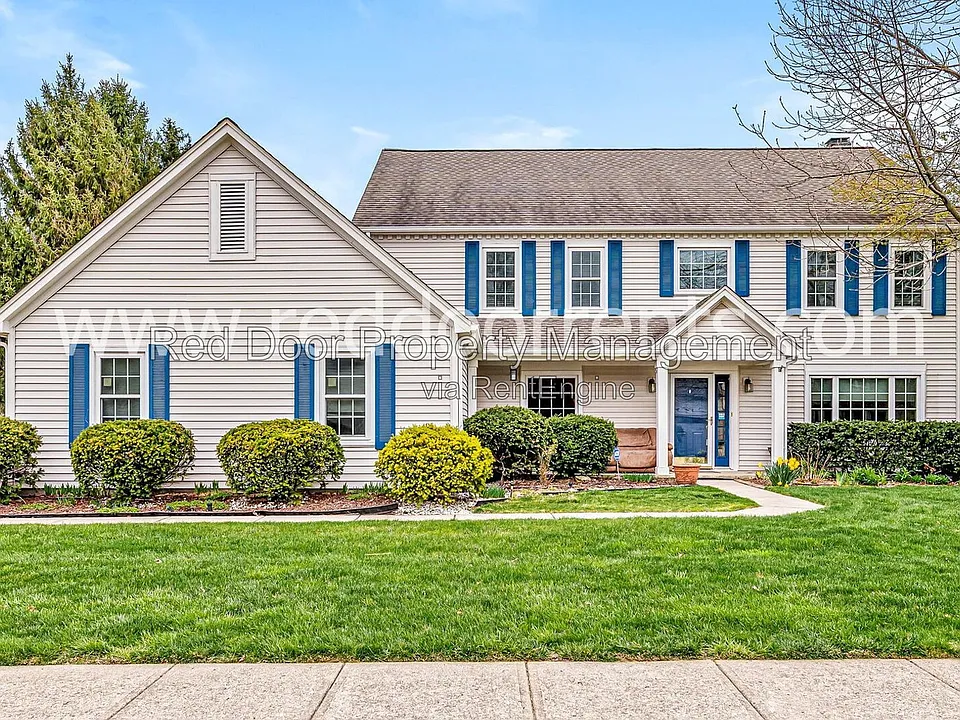 261 Wyndotte Dr