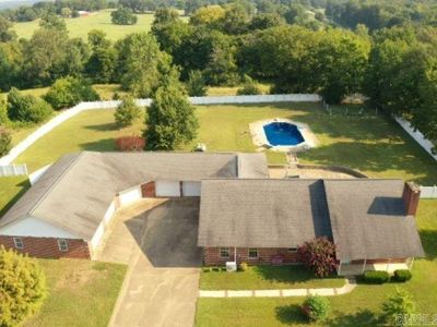 100 Long Meadow Dr, De Queen, AR, 71832