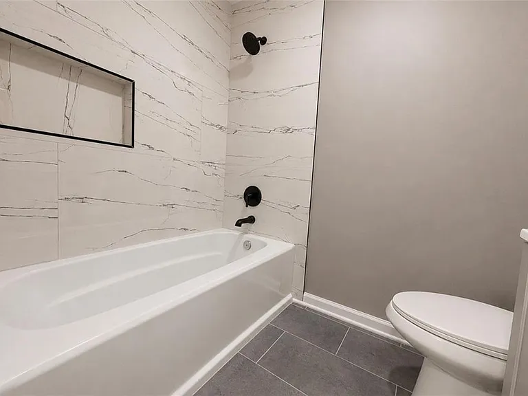 5471 Park Pl S — Photo 16