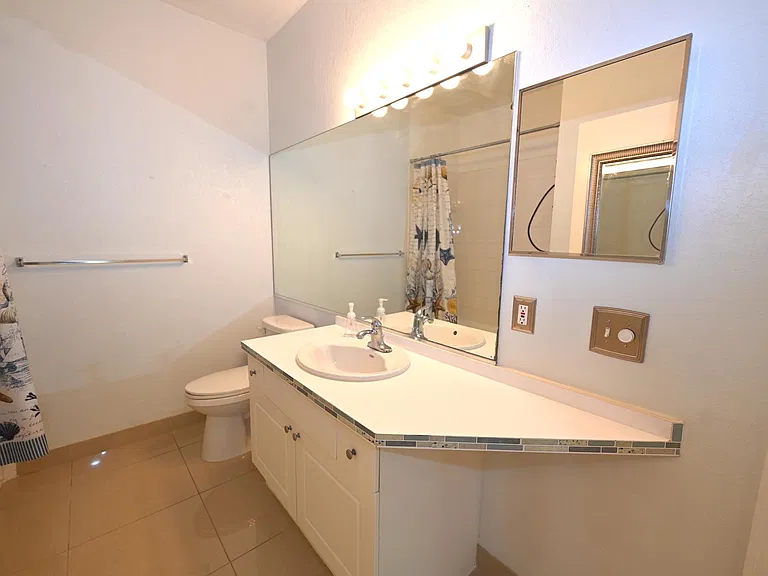 5110 Northridge Rd #202 — Photo 13