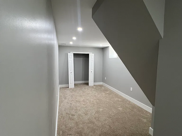 1804 W 45th St #1 — Photo 19