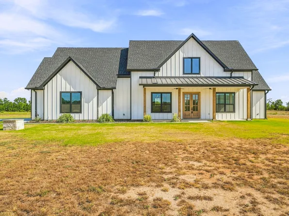 8140 Lavender Rd, Springtown, TX 76082