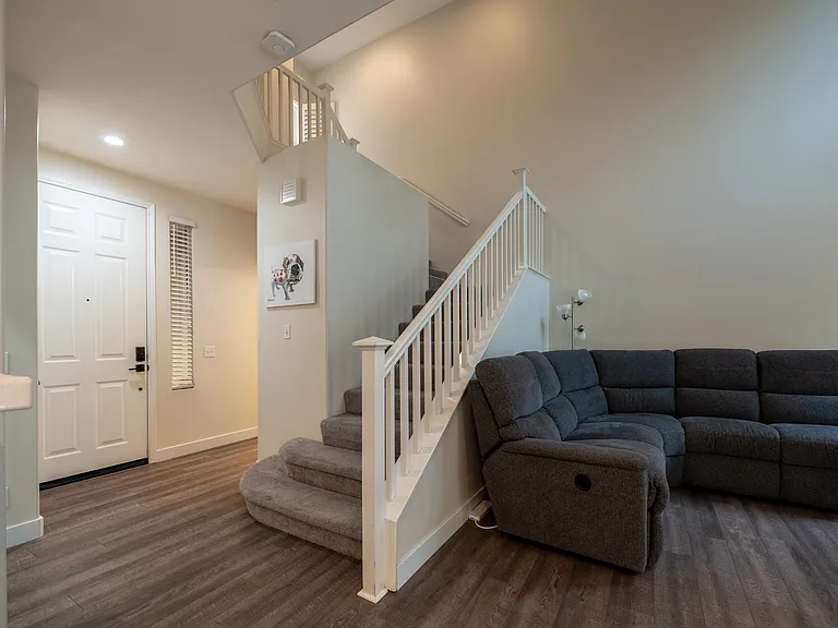 580 Fenwick Way #C — Photo 18
