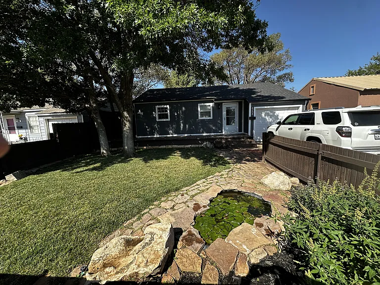4208 S Hughes St — Photo 1
