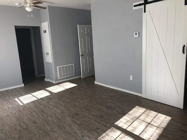2 bed, 652 sqft, $1,000 — Photo 2