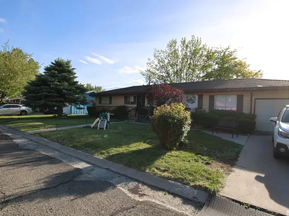 435 Shipley Dr, Yerington, NV 89447
