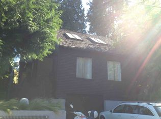 1251 NE 96th St, Seattle, WA 98115