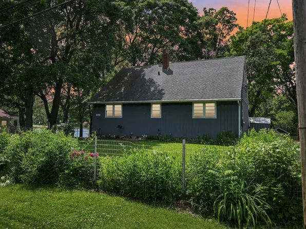 33428 N Mill Rd, Grayslake, IL 60030