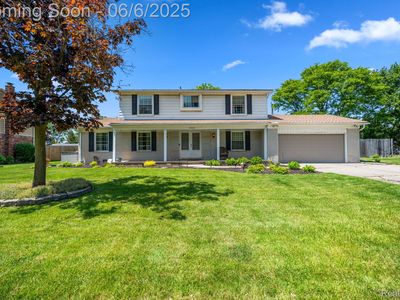 25353 Castlereigh Dr, Farmington Hills, MI, 48336