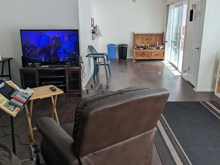 1011 Ocean Ave #C — Photo 5