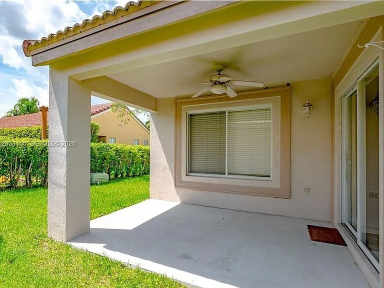 1530 Canary Island Dr — Photo 19