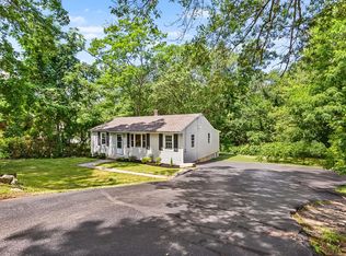 30 Lexington St, Burlington, MA 01803