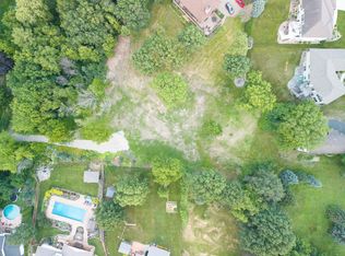 2850 Bridgeview Ter, Saint Paul, MN 55121