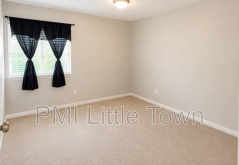 3653 S Sheridan Blvd #16 — Photo 11