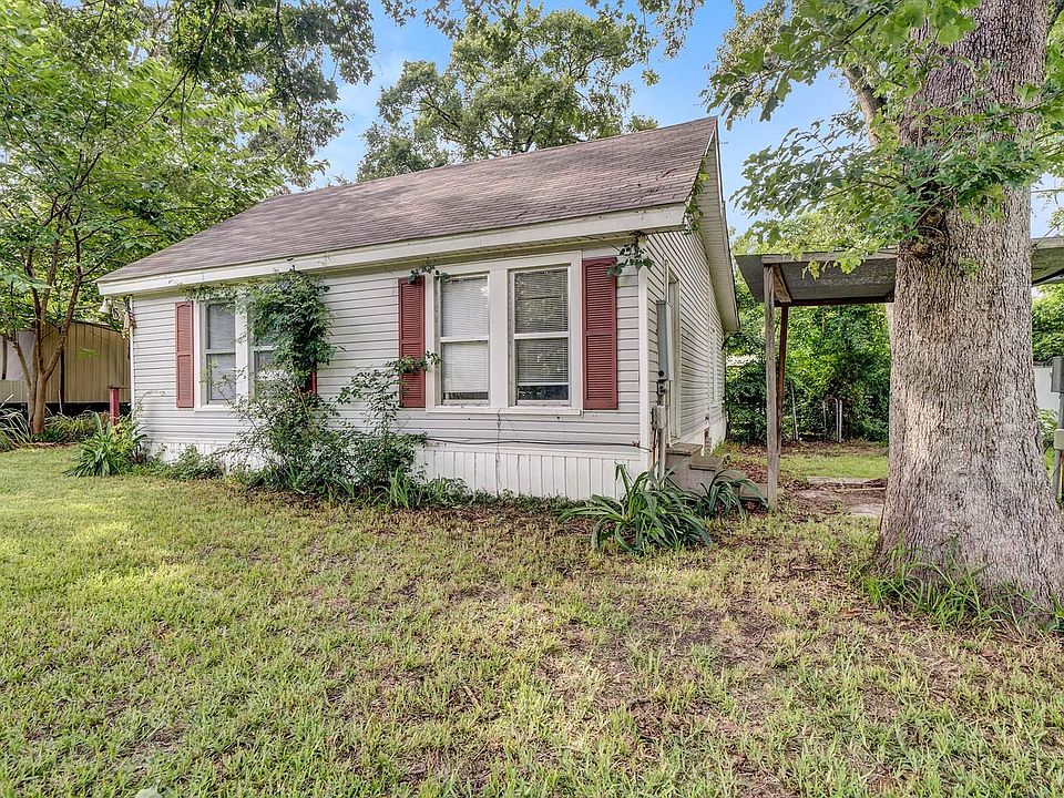 1st image of 20487 Red Oak St