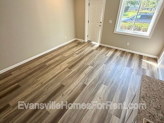 5th image of 1232-1234 E Sycamore St #1232