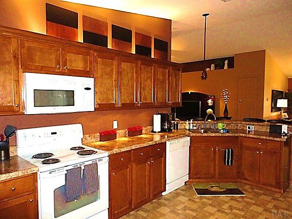 5th image of 4876 Genevive Ct