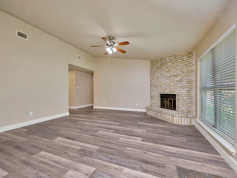 4729 Oarlock Dr — Photo 10