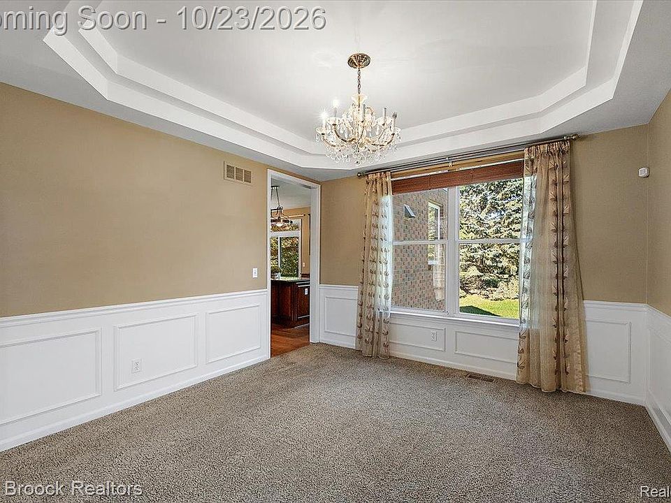 49896 Parkside Dr, photo 9