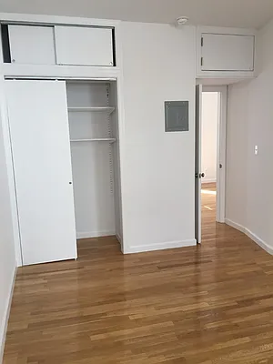 Rented by GreenVill Real Estate LLC | media 21