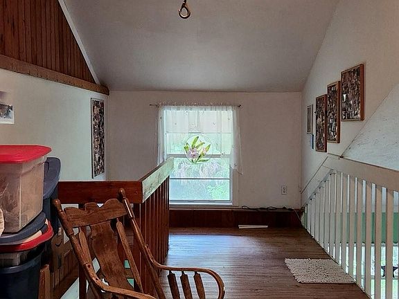 5th image of 8750 SW Moss Avenue