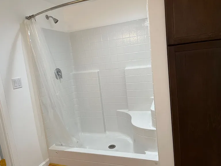 478 Oak St — Photo 10