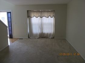 2nd image of 705 Loyola Ln