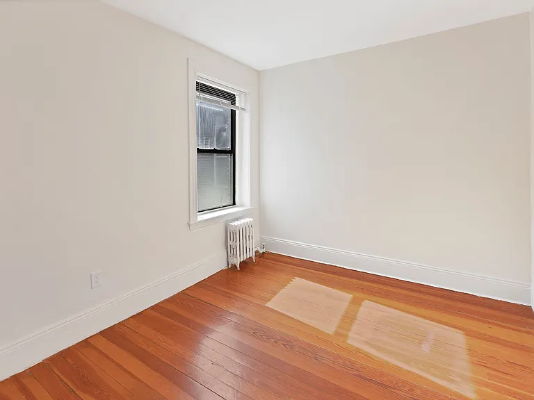 866 Huntington Ave #3 — Photo 5