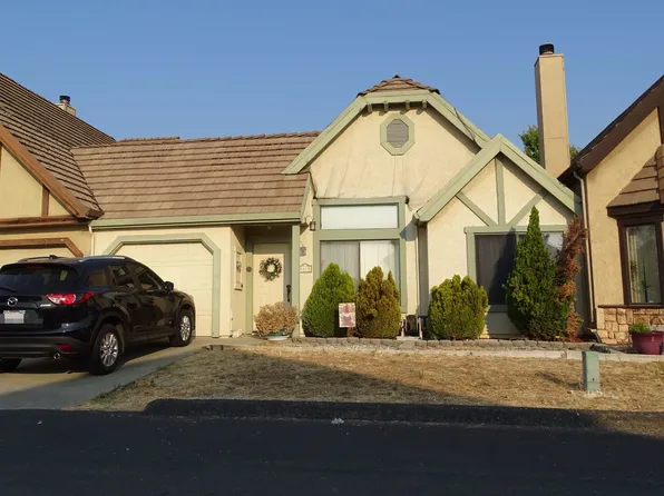 5419 Oxford Dr, Lakeport, CA 95453