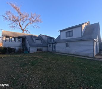 3101 Manitoba Ln, Bismarck, ND, 58503