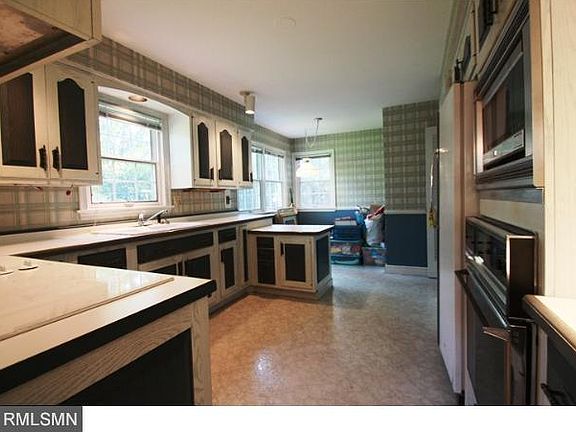 2nd image of 2305 Centennial Dr