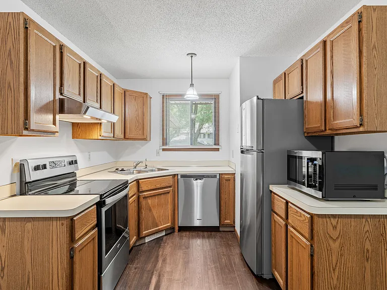 13317 Zenith Ln — Photo 7