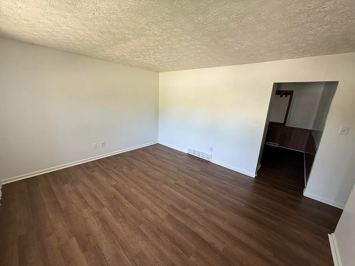 Building Photo - 2653 Twinbrooke Ln