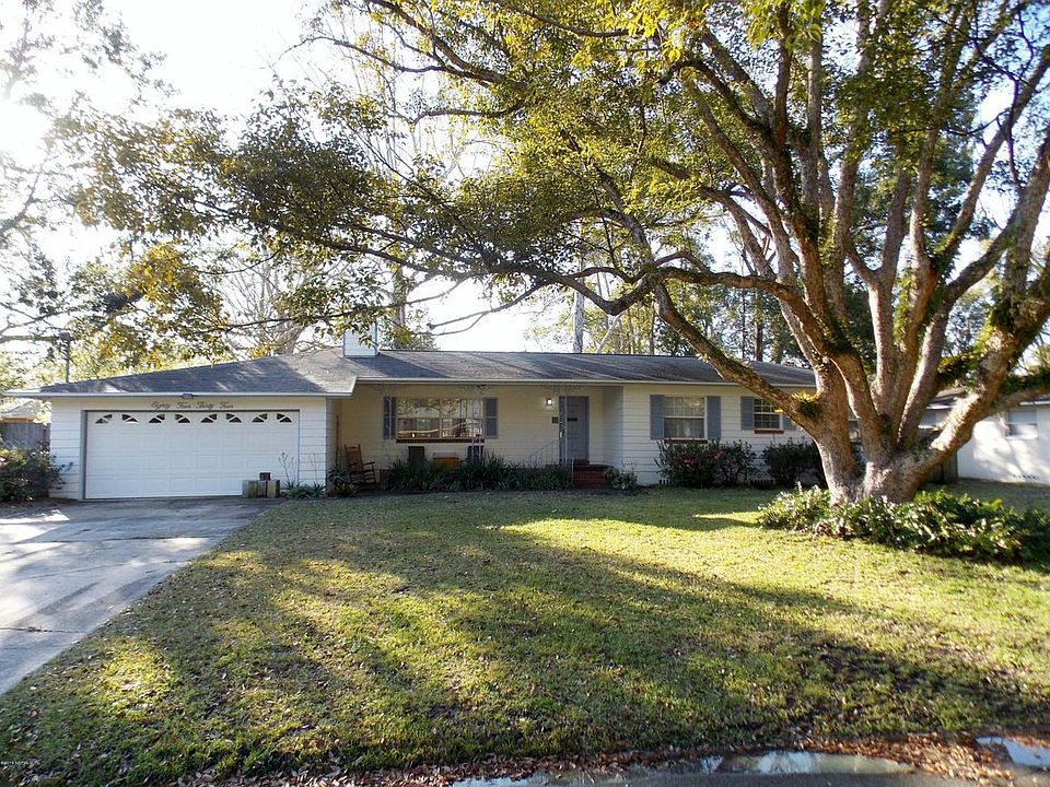 1st image of 8434 San Martarro Dr E