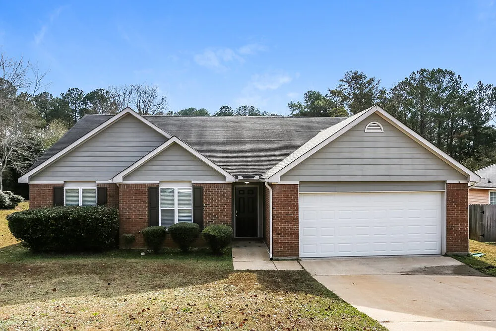 3 bed, 2.0 bath, 1729 sqft, $2,660 — Photo 1