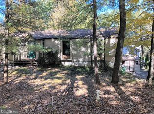 2417 Wagonwheel Dr, Auburn, PA 17922
