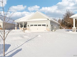 6385 Boston State Rd #13, Hamburg, NY 14075