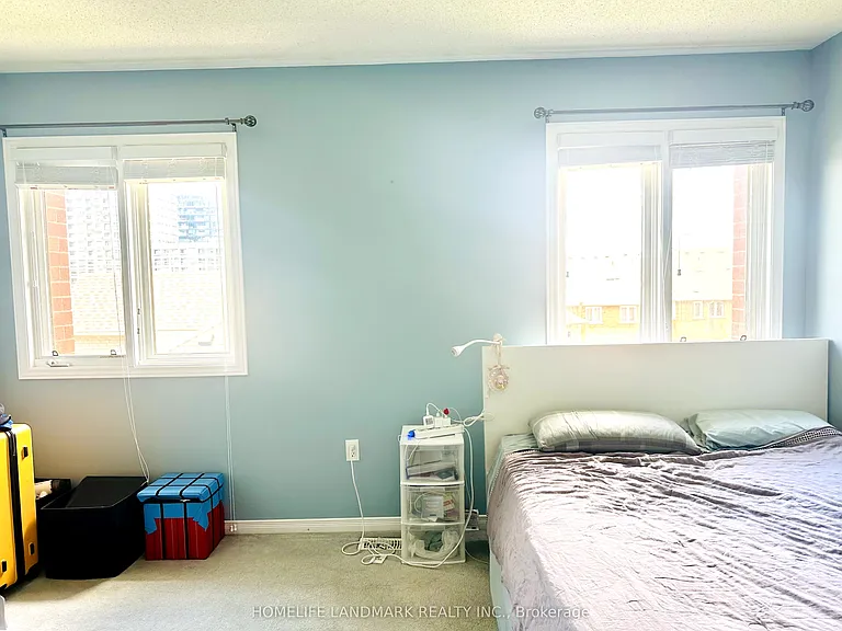 52 Beresford Dr — Photo 13