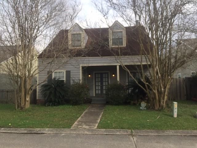 1st image of 15584 Riverdale Ave E