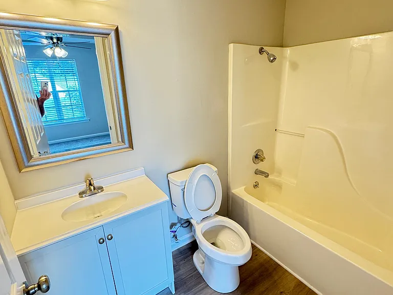 1202 Water Valley Ct NW — Photo 12