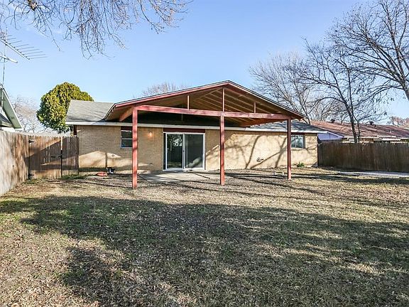 5th image of 1704 Fairfield Dr