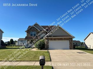 8858 Jacaranda Dr, Dimondale, MI 48821