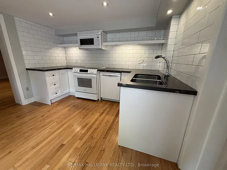 306A Clendenan Ave #A — Photo 3
