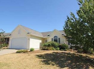 604 Redbird Run, Tiffin, IA 52340